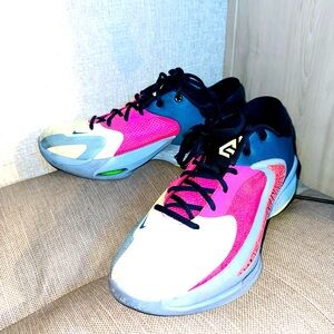 Nike limited edition size 11 men’s Freak